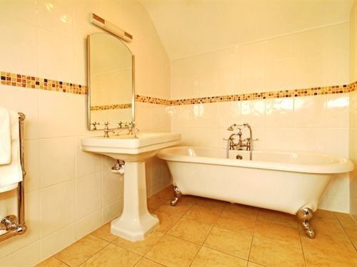 Мини-отель The Hand At Llanarmon 4*